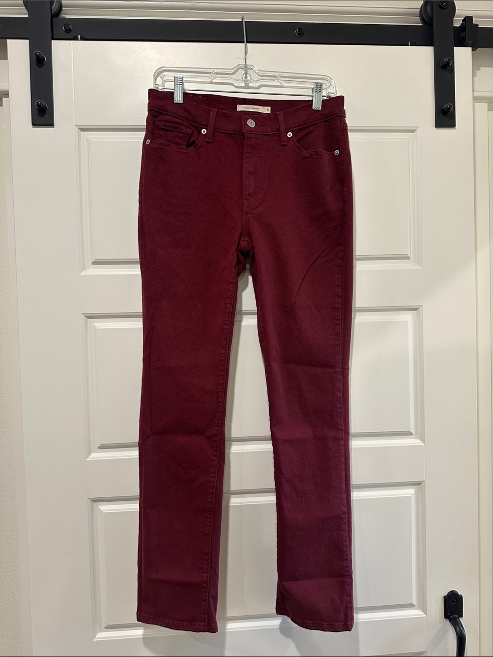 Levi's Women's Burgundy Straight Leg Jeans